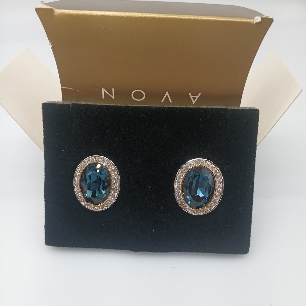 NIB VINTAGE AVON LARGE BLUE GLASS EARRINGS CLIP ON LARGE HOLIDAY SPARKLE